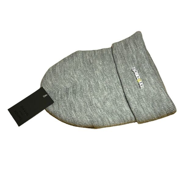 David and Young Be Kind Beaded Light Gray Knit Stretch Beanie Cap Winter Hat NWT - Picture 6 of 13